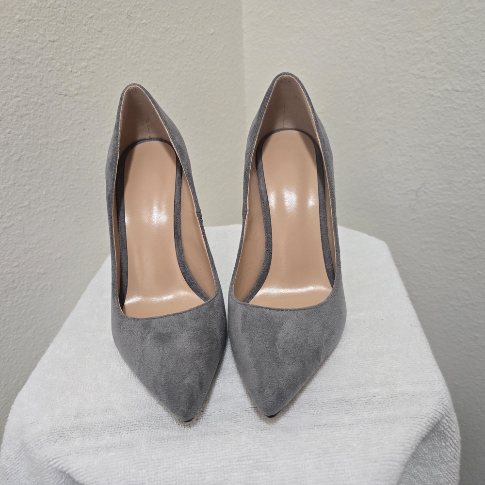 Elegant Gray Women's Pumps